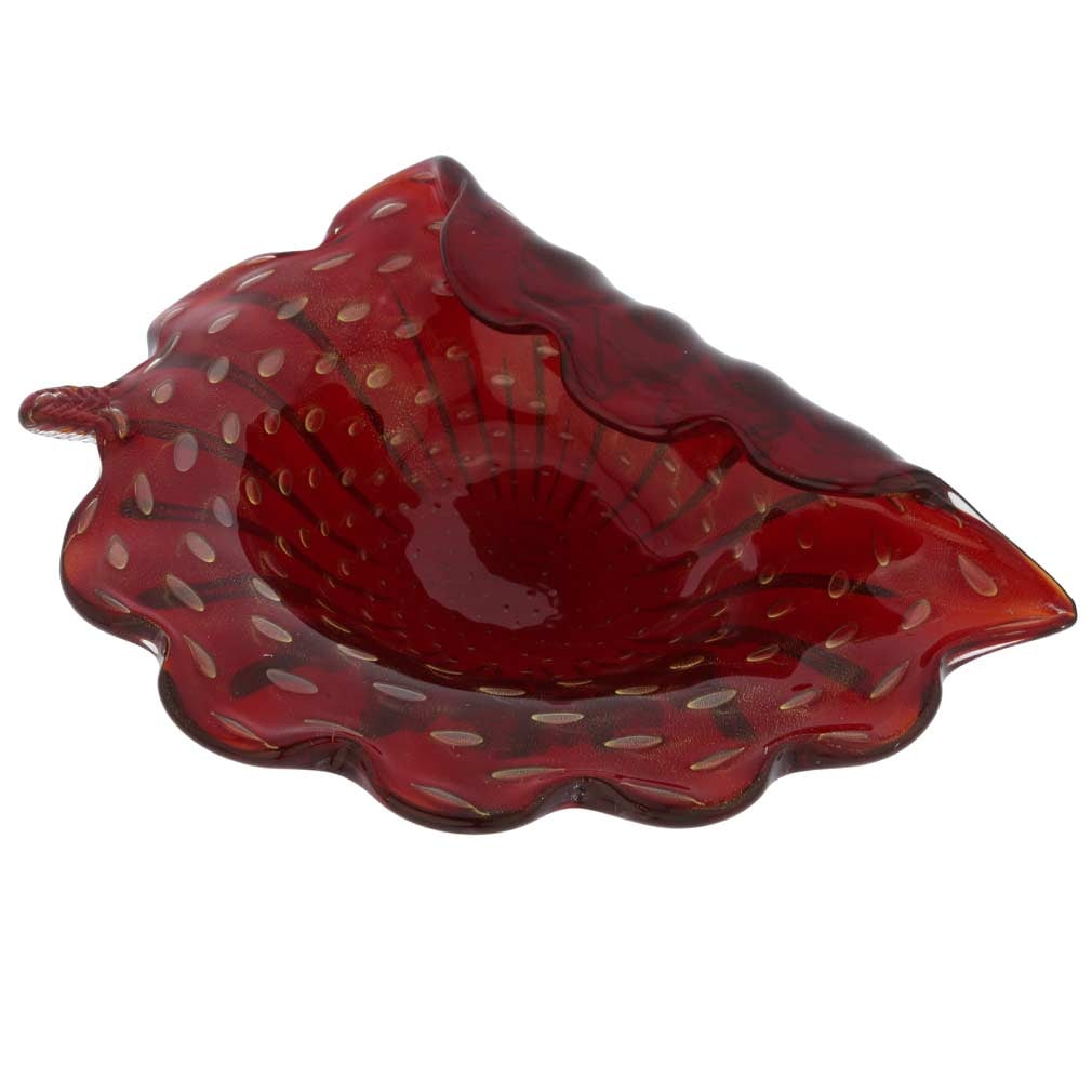 Murano Glass Bullicante Leaf Bowl - Red: The beauty of nature meets the finesse of Murano Glass craftsmanship in this gorgeous centerpiece Bowl handcrafted by supremely talented glass artisans on Murano island. Its artistic look is achieved 