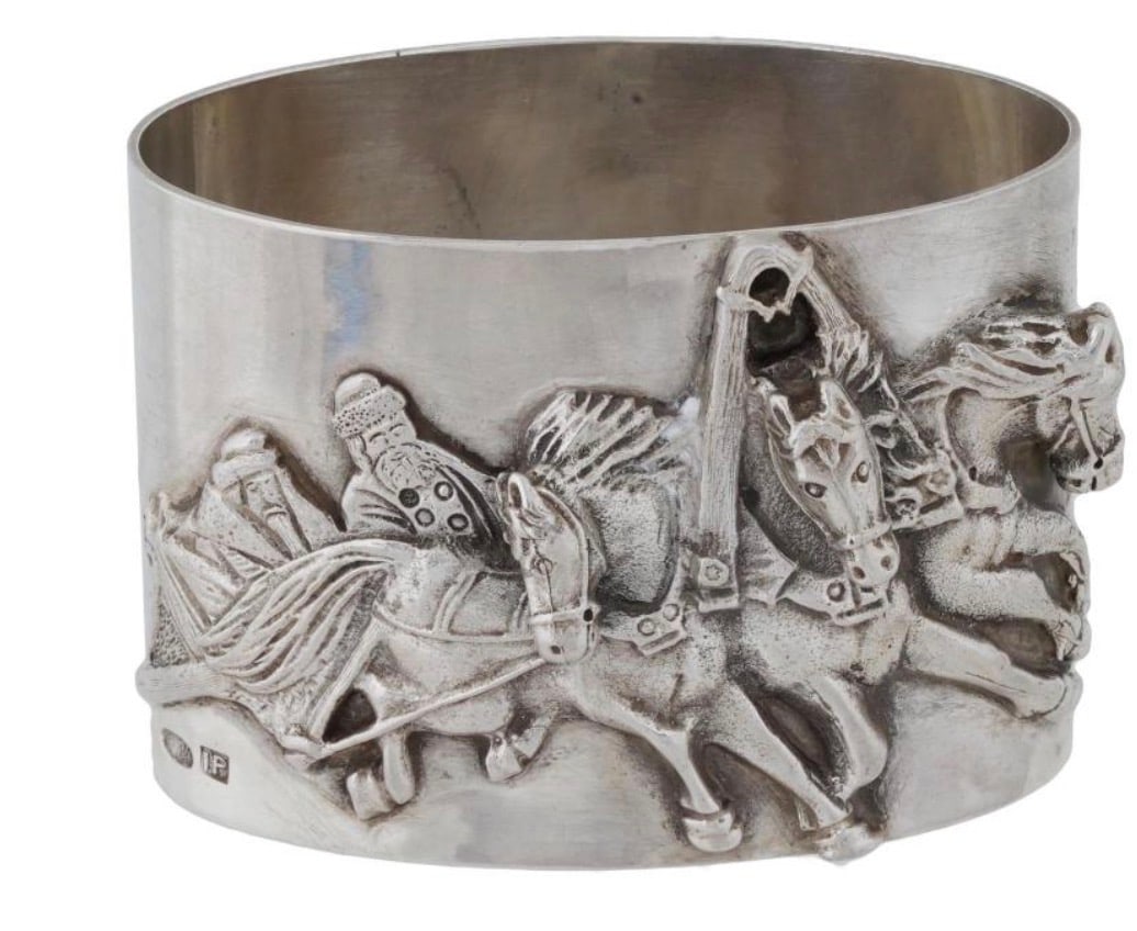 RUSSIAN SOLID SILVER NAPKIN RING WITH RELIEF TROIKA (1 of 6)