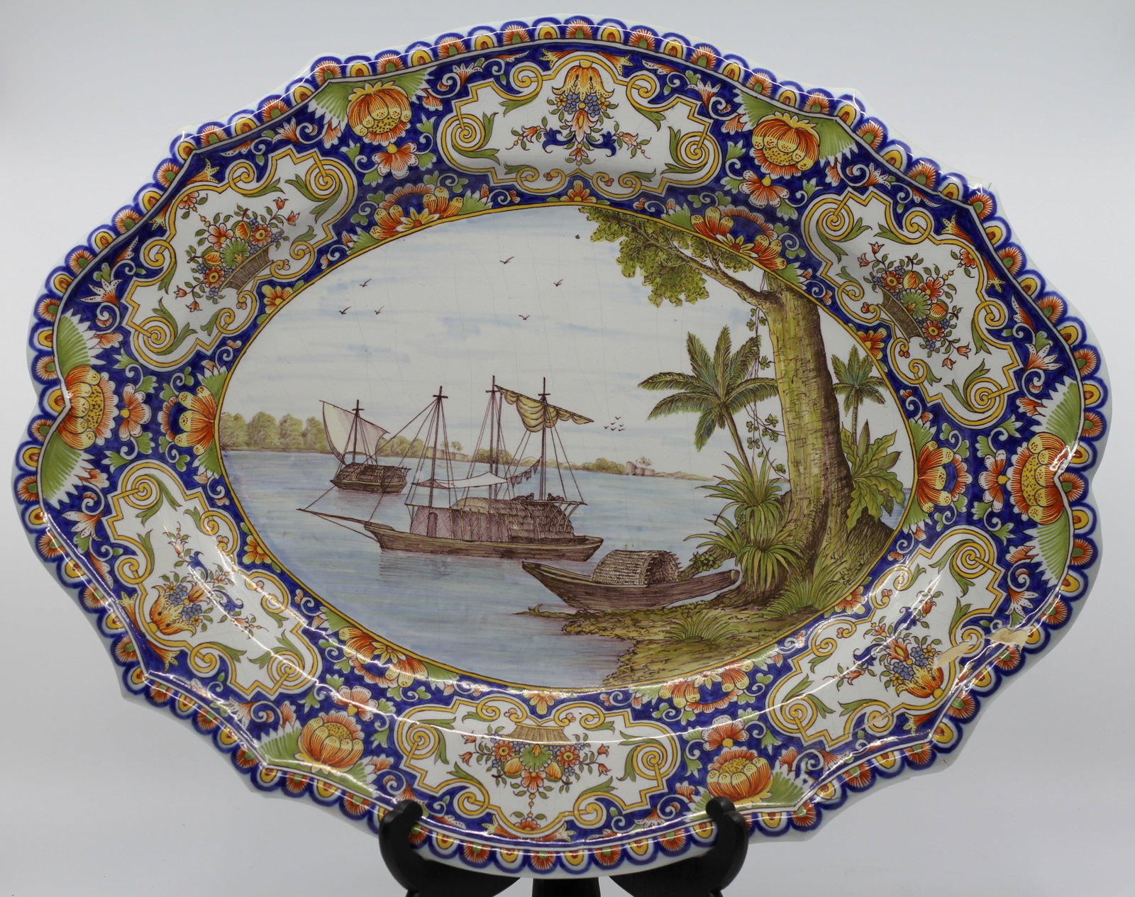 French Hand-Painted Quimper Oval Faïence Wall Platter, Boats on River (1 of 3)