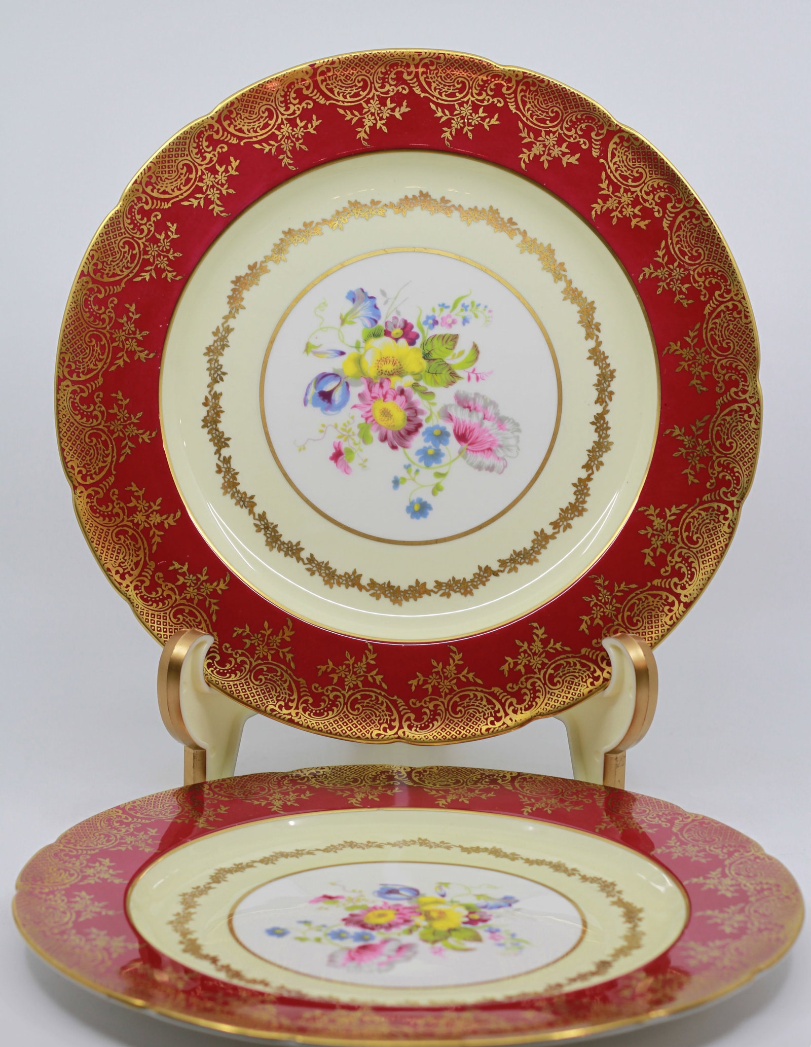 Pair of Paragon Fine Bone China Floral Dinner Plates (1 of 4)