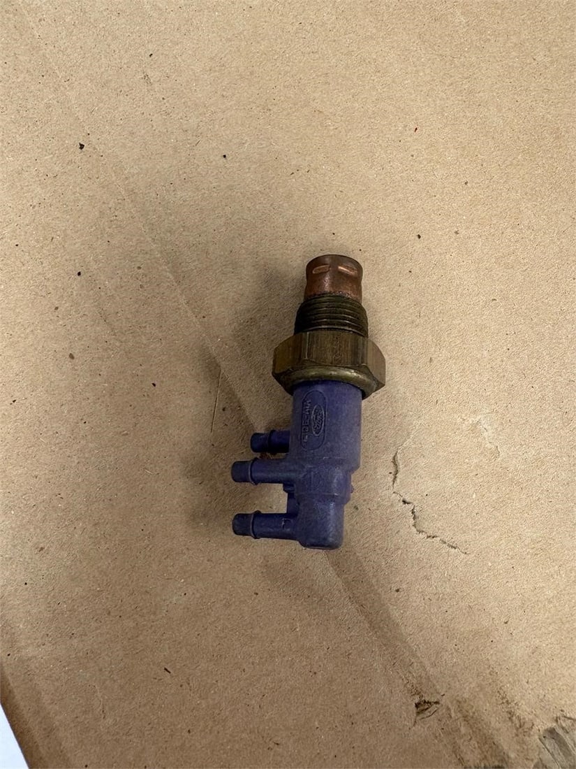 Ford Motorcraft Ported Vacuum Switch - 2