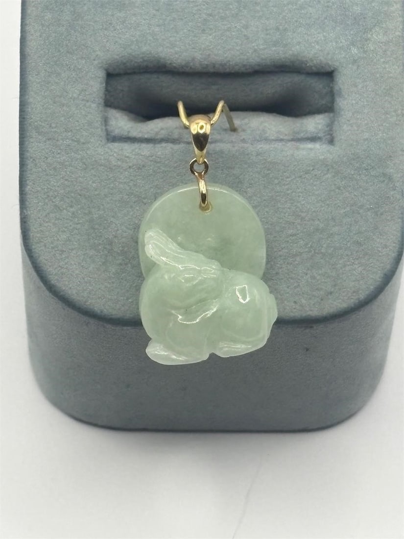 14k Jade Rabbit Pendant: 5.3 g, 14K yellow gold, Carved jade rabbit pendant, 1 1/16" length x 5/8" width