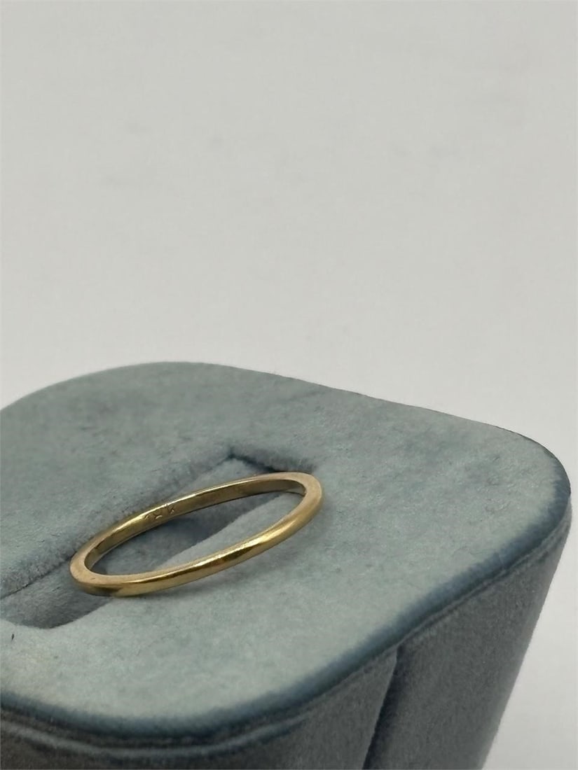 18k Gold Tiffany Band Ring: 1.4 g, 18K yellow gold band, Size 6 1/4
