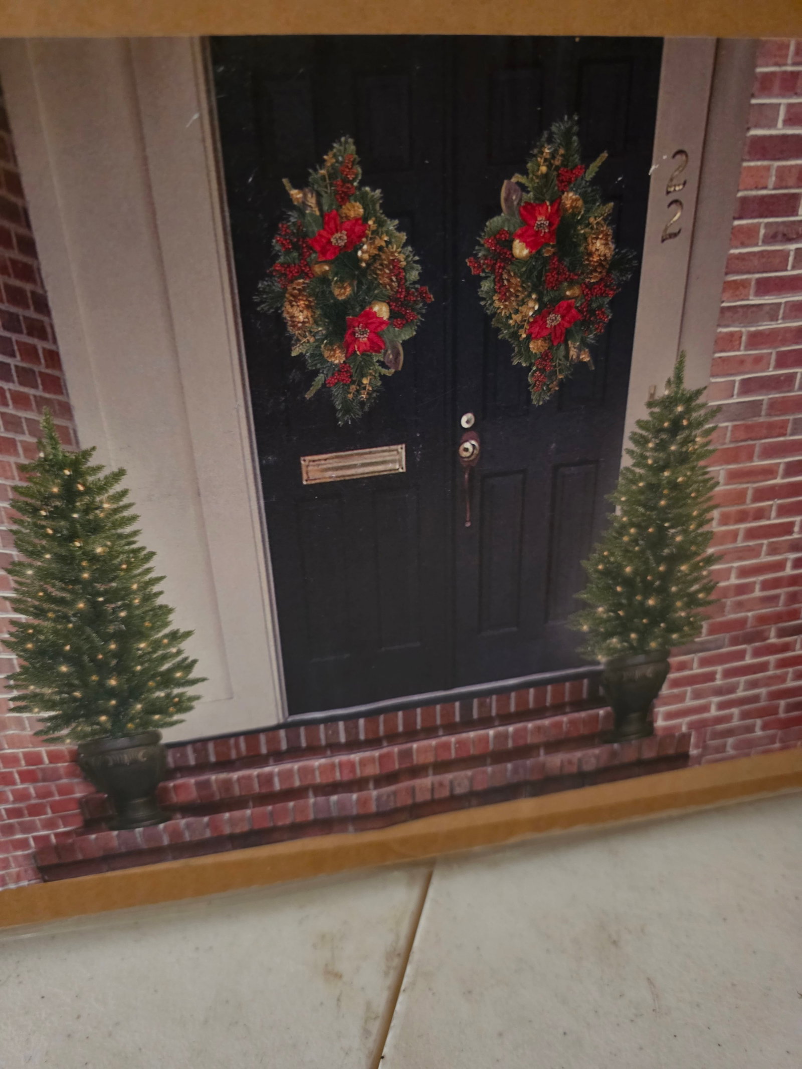 2-4ft Pre-lit Potted Trees with topper - 2