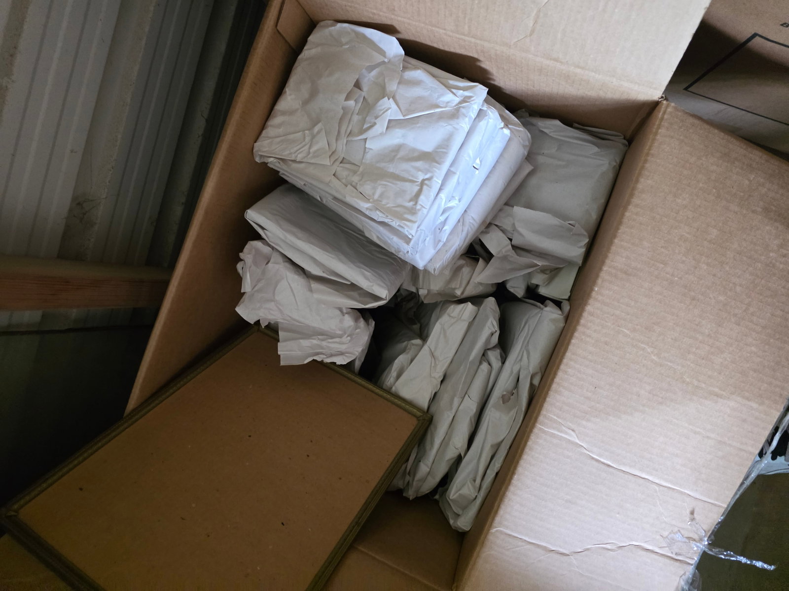 Large box of picture frames - 3
