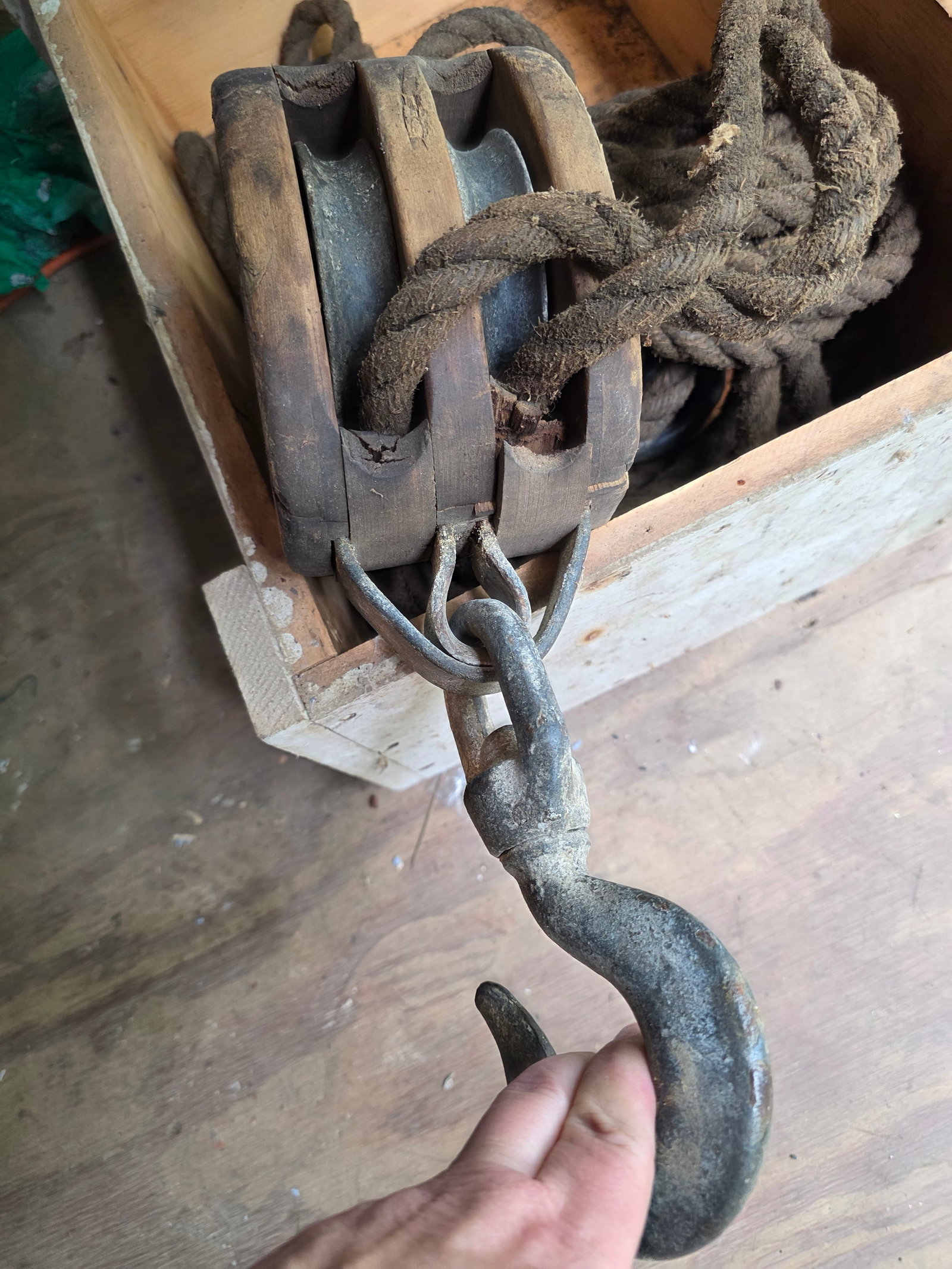 Huge Hemp Rope pully system - 2