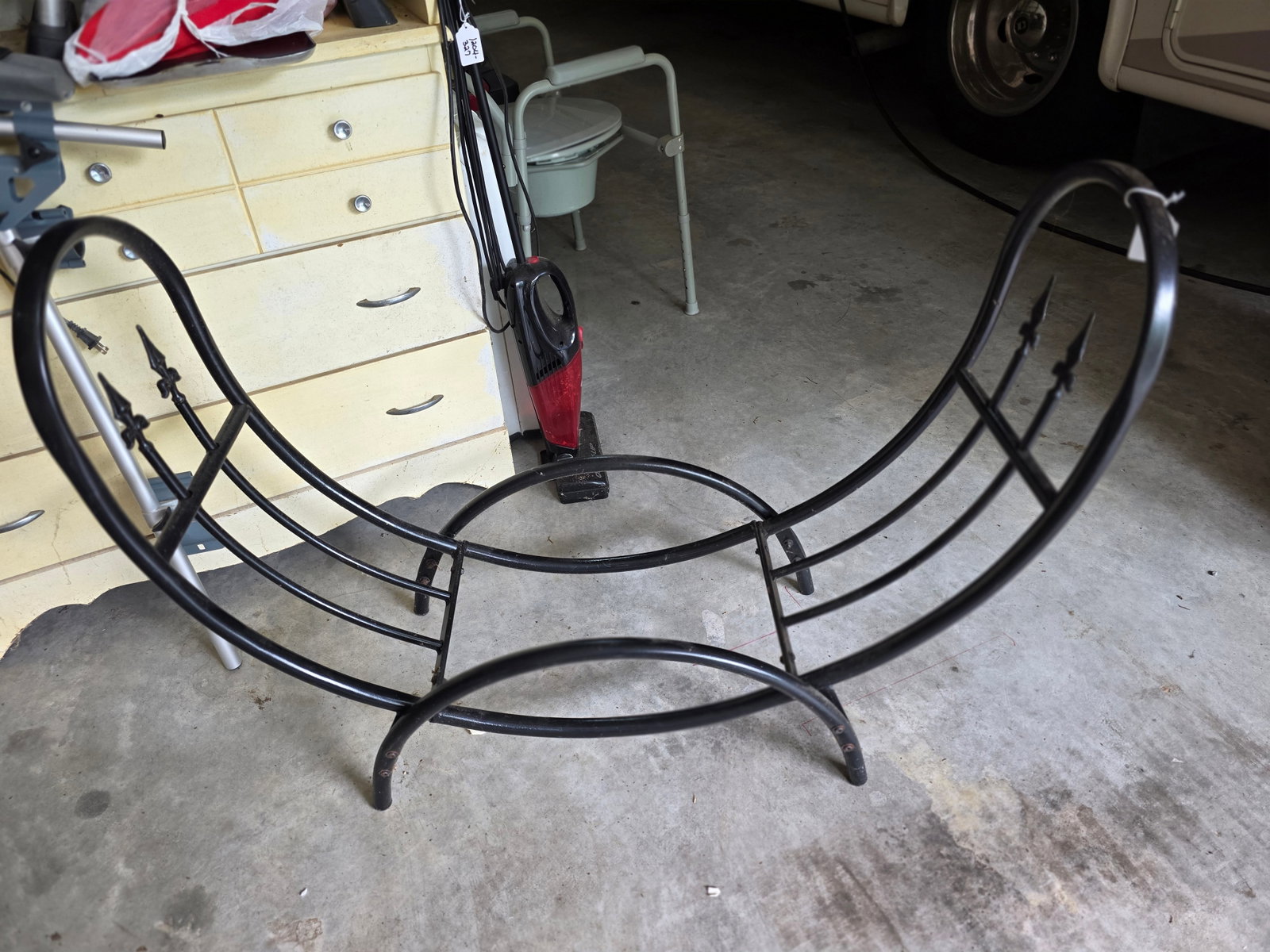 Wood Holding Rack (1 of 1)