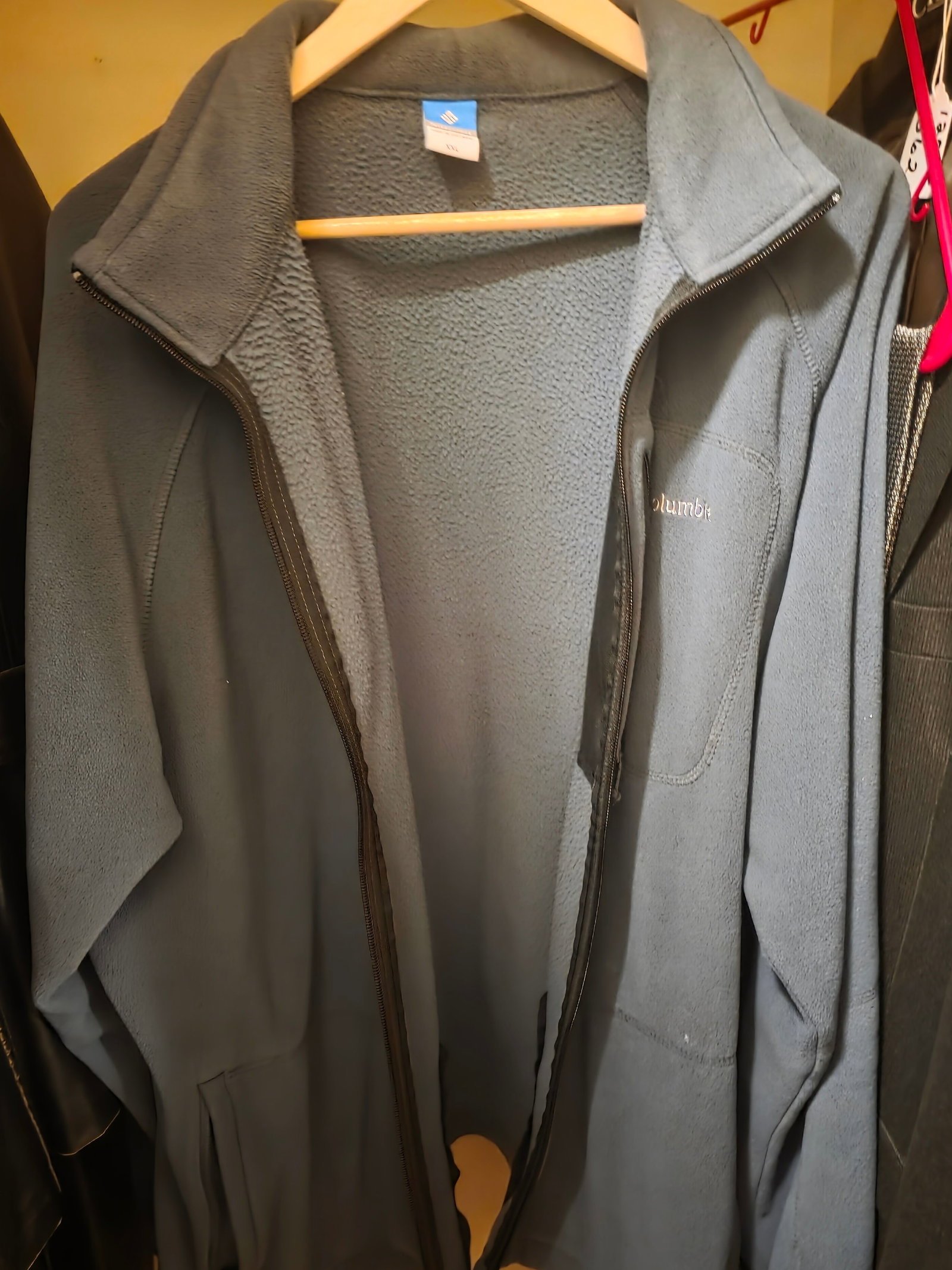 Columbia Zipper jacket - 2