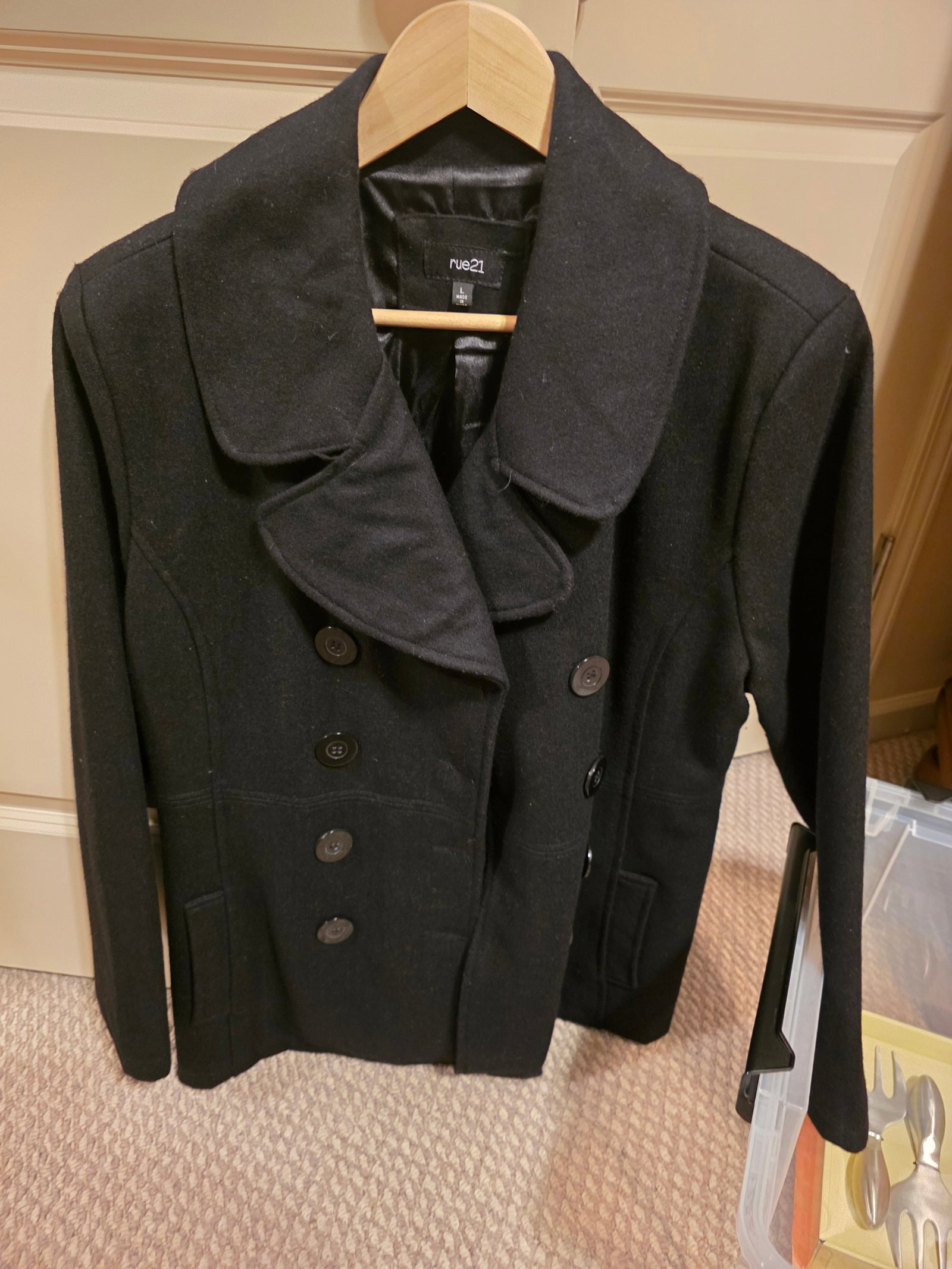2 size L black jackets - 2