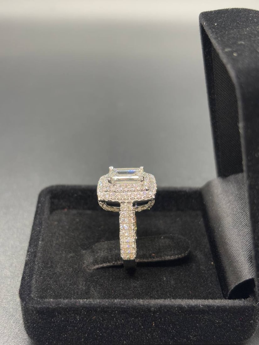 Certified Emerald Lab Diamond 18K Ring - 15