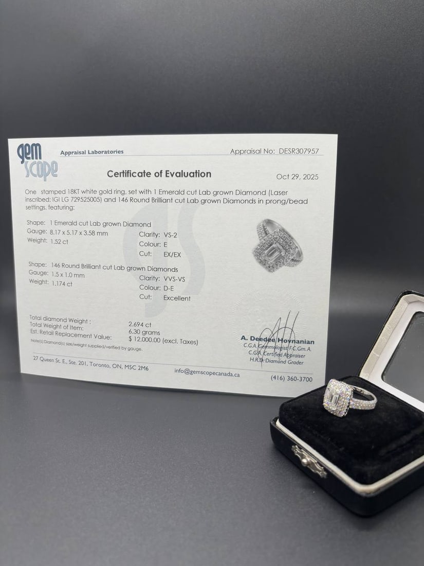 Certified Emerald Lab Diamond 18K Ring - 18