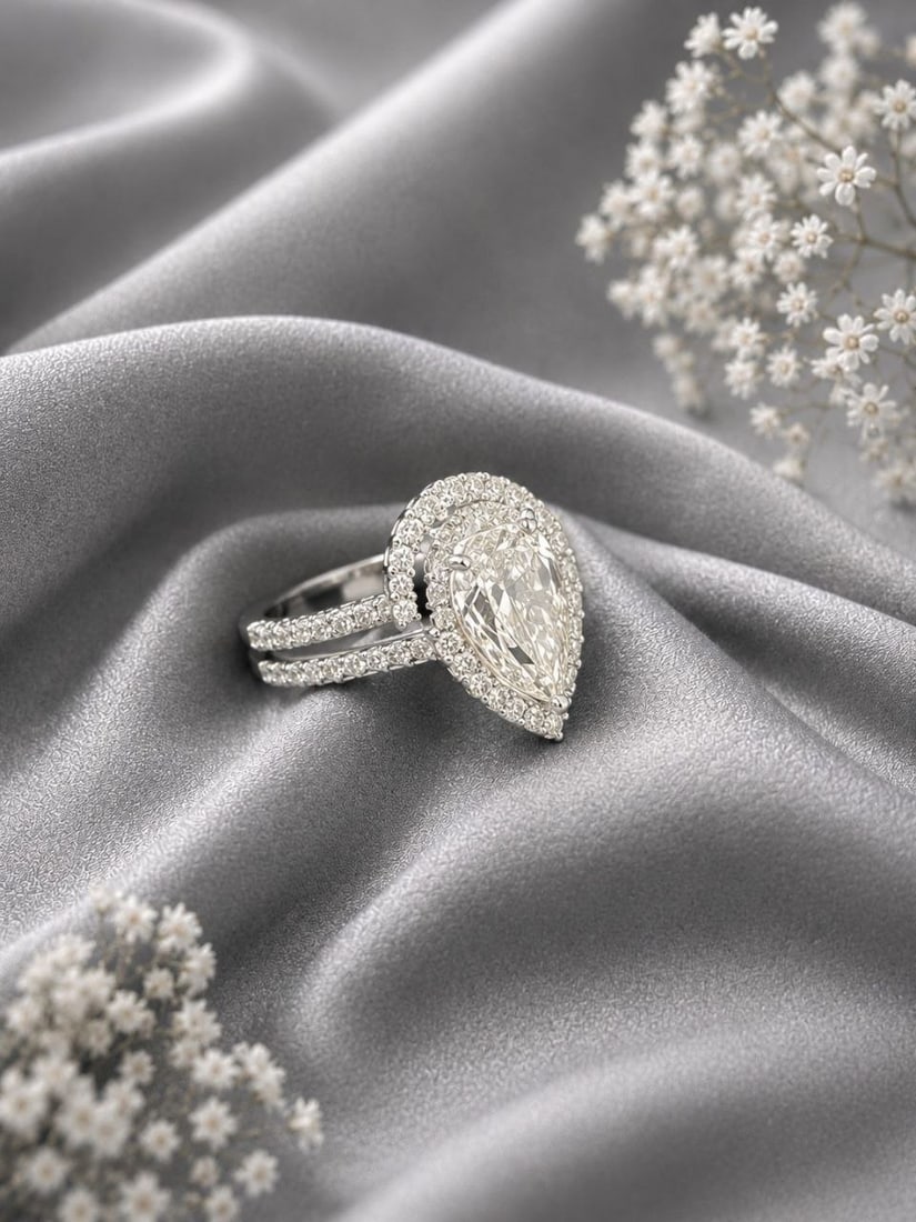 VS1 Pear Lab Diamond Split Shank 18K Ring - 6