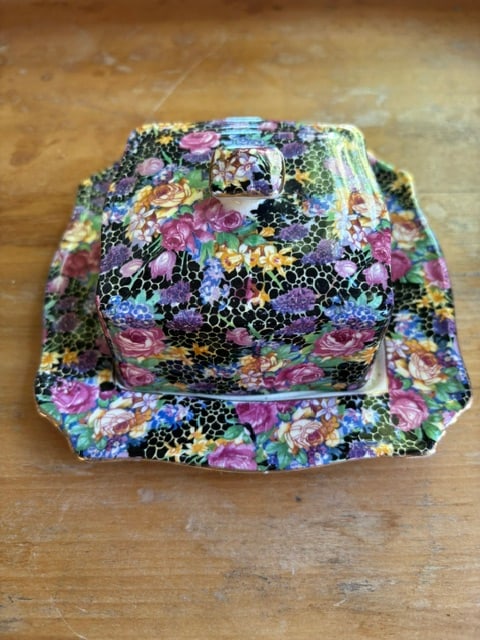 Royal Winton Butter Dish (1 of 3)