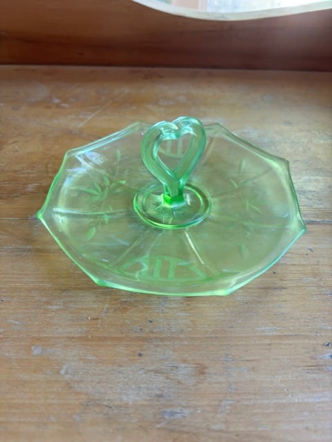 Green Depression Glass Sandwich or Dessert Tray: Serving Dish with a Loop Handle (1 of 3)