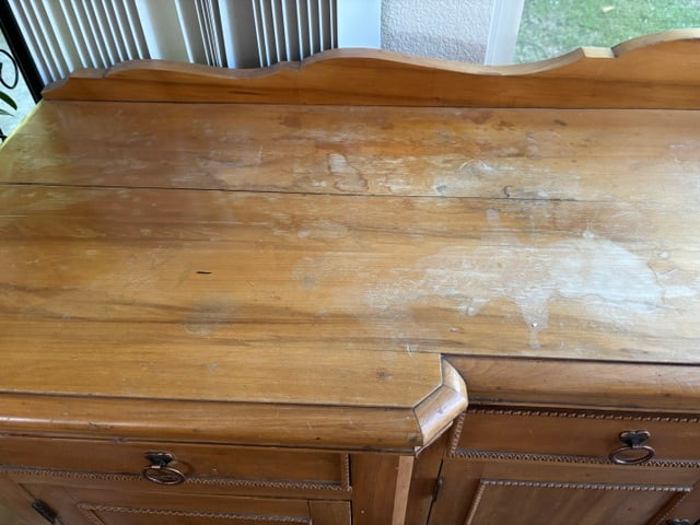 Jacobean buffet - 2