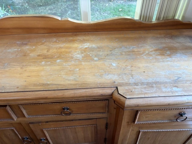 Jacobean buffet - 3