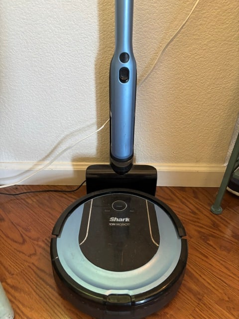 Shark ION Robot Vacuum Cleaning System (1 of 2)