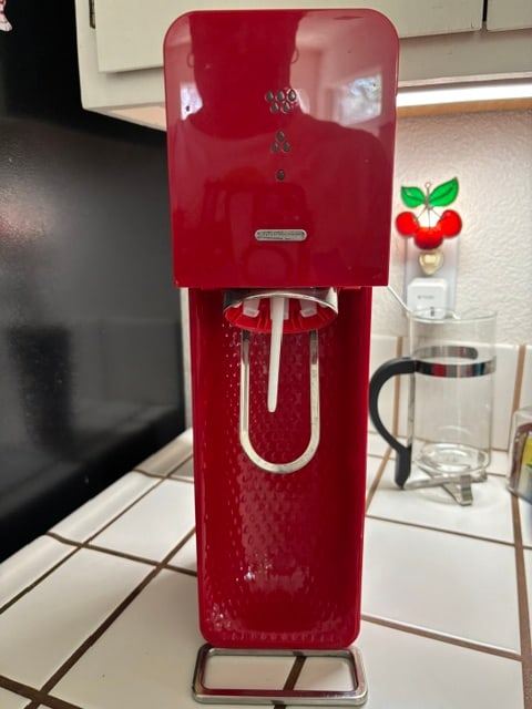 Red Sodastream Source Soda Maker Machine (1 of 4)