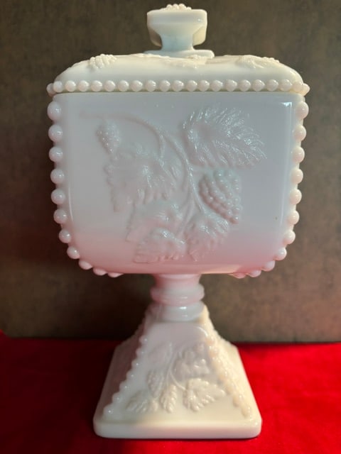 Vintage Westmoreland White Milk Glass Beaded Edge Wedding Pedestal Compote w Lid: Beautiful Vintage 2-Piece "Westmoreland Glass" Square White Milk Glass, Beaded Edge, Wedding Bowl, Pedestal, Compote Lidded.Item is in excellent condition and measures 8" tall and 3-3/4" wide.
