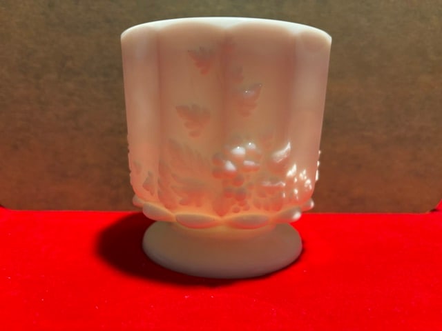 Vintage Westmoreland White Milk Glass Paneled Grape Sugar Bowl: This is a Westmoreland White Milk Glass paneled grapevine vase, planter, or jardiniere.It features a distinctive trailing grapes and leaves design on a paneled body.The piece typically measures