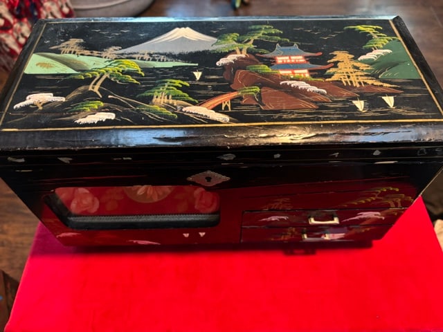 Antique Asian Jewelry Music Box Wood Hand Painted Inlaid Shell Abalone Japan (1 of 9)