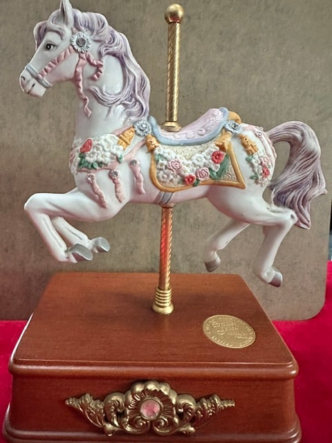 LTD Edition Music Carousel Horse 1990 (1 of 5)