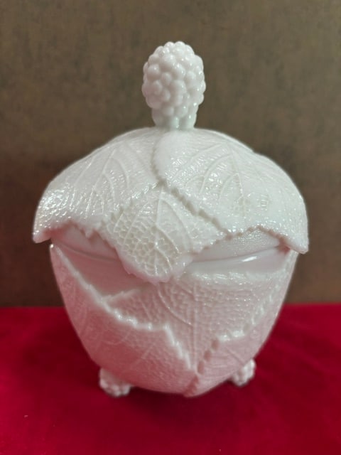 Vintage Fostoria Milk Glass Grape Leaf Covered Candy Dish (1 of 5)