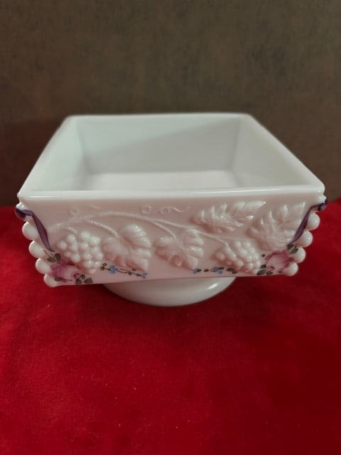 White Square Milk Glass Pedestal Dish w/Pink Rose Design: This is a vintage Westmoreland milk glass square pedestal dish featuring hand-painted pink rose designs.The dish is decorated with an embossed beaded edge and a grape and leaf motif.Similar items are 