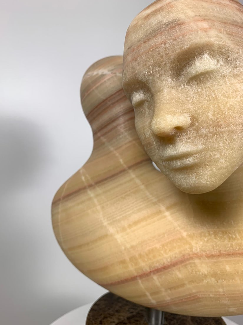 Domenico Ludovico Venus and Mars, 2022 Marble. Onix. Rare and precious from the valley of the - 2