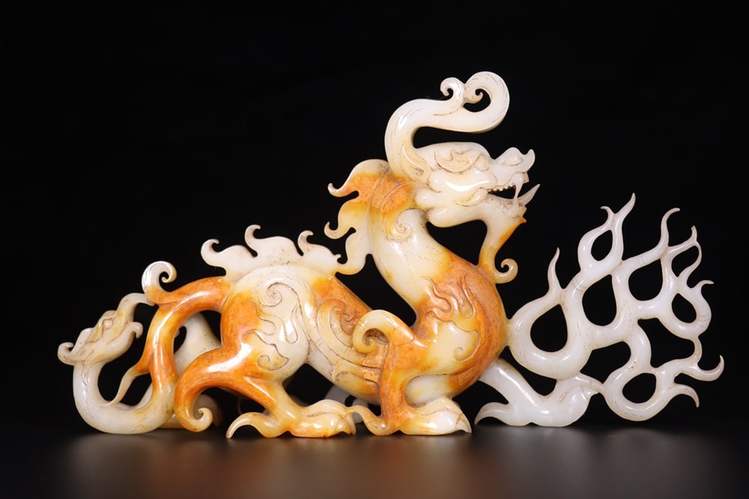 Old Collection Hetian Jade Intricately Carved Dragon Statue (1 of 9)