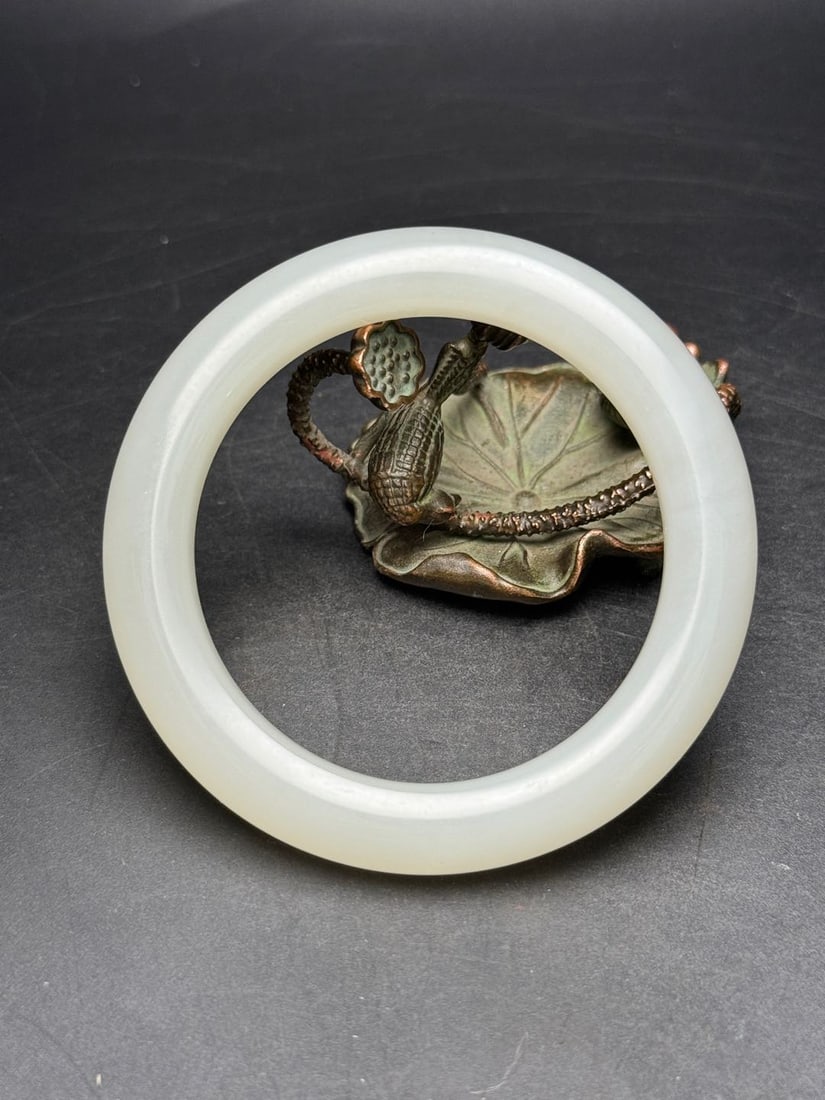 Antique Exquisite Hetian Jade Bangle: Size and Weight: Inner Diameter: 55 mm Outer Diameter: 75 mm Width: 10 mm Weight: 56 g