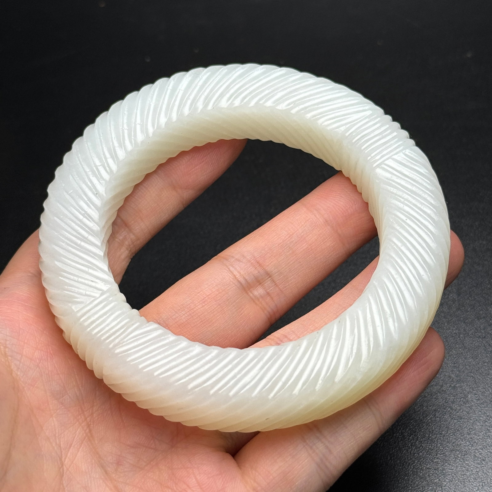 Antique Exquisite Twisted Thread Pattern Hetian Jade Bangle - 8