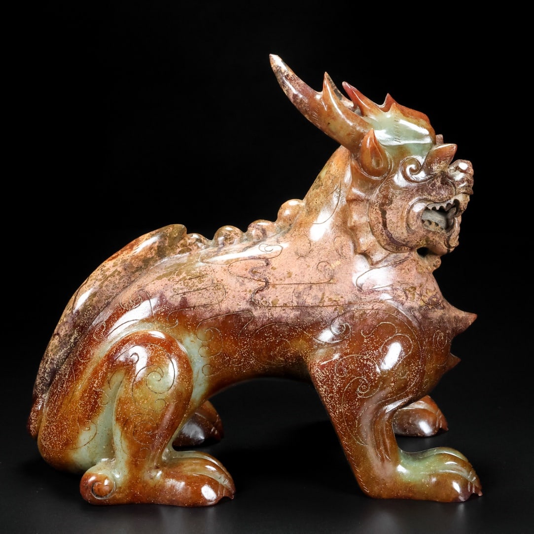 Old Collection Hetian Jade Carved Pixiu Statue (1 of 8)