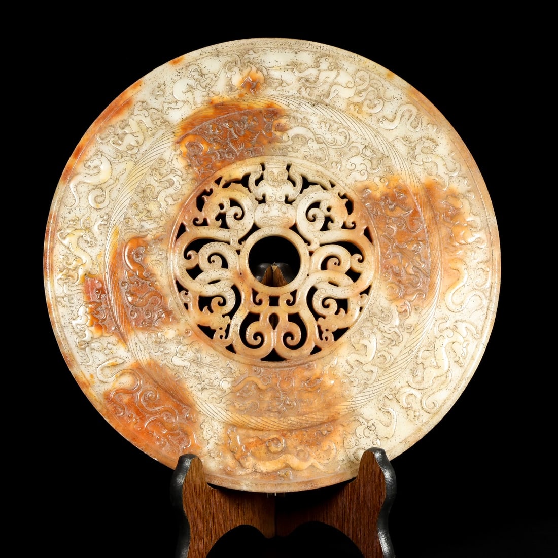Old Collection Hetian Jade Carved Jade Bi: Old Collection Hetian Jade Carved Jade Bi Size: 28×1×28cm Weight: 1736 g