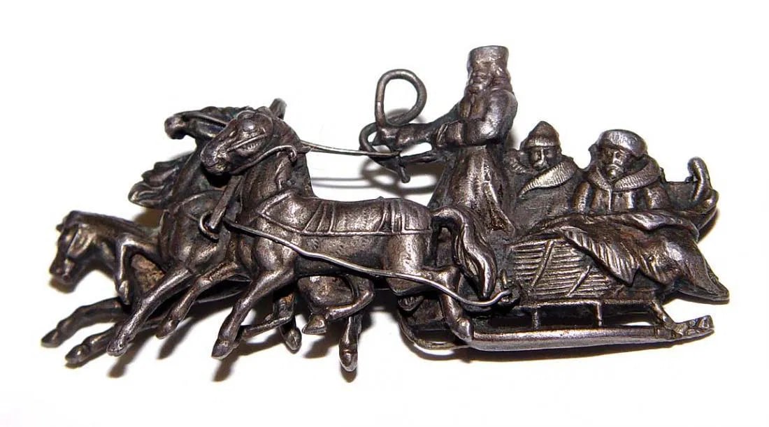 RUSSIA, 19TH CENTURY SILVER BROOCH 84 "COSSACKS, HORSES, & SLEIGH C.1870 (1 of 13)
