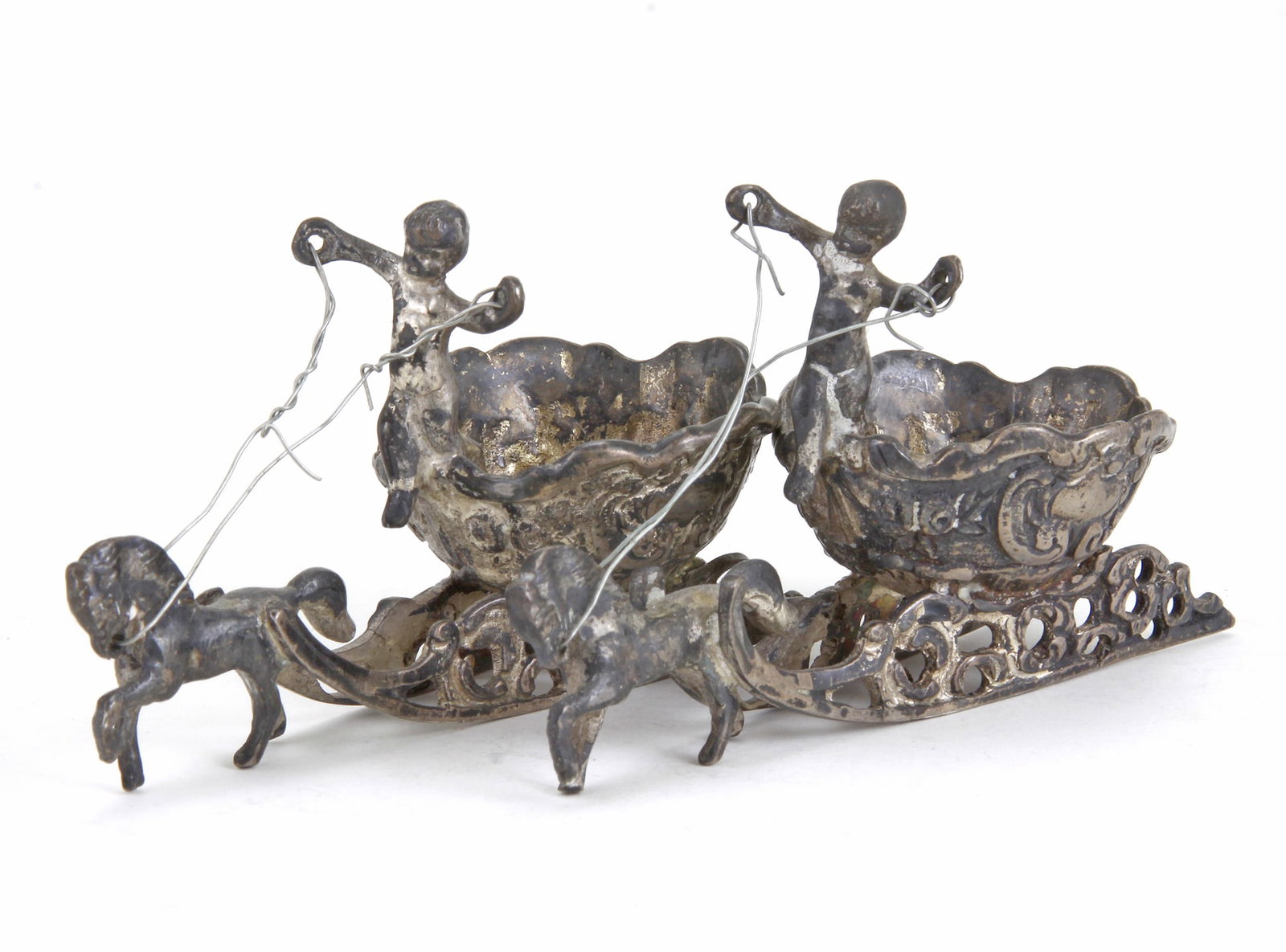 CONTINENTAL EARLY 20TH CENTURY PAIR OF HORSE DRAWN STERLING SILVER SALT CELLARS (1 of 11)