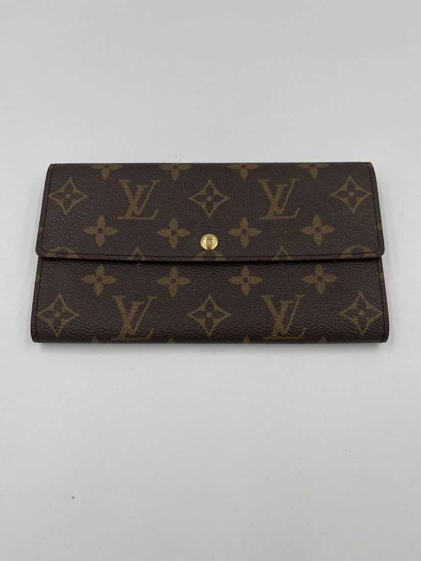 Louis Vuitton Monogram Sarah Long Wallet w/th Gold Hardware (1 of 2)
