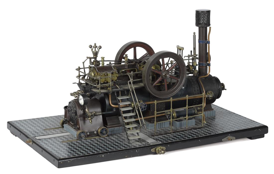 Impressive working model of a double cylinder overtype (1 of 2)