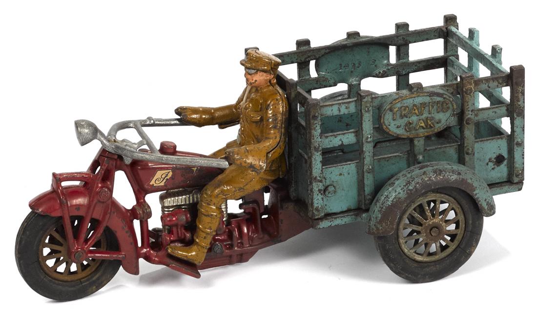 Hubley cast iron Indian Traffic Car three-wheel (1 of 2)