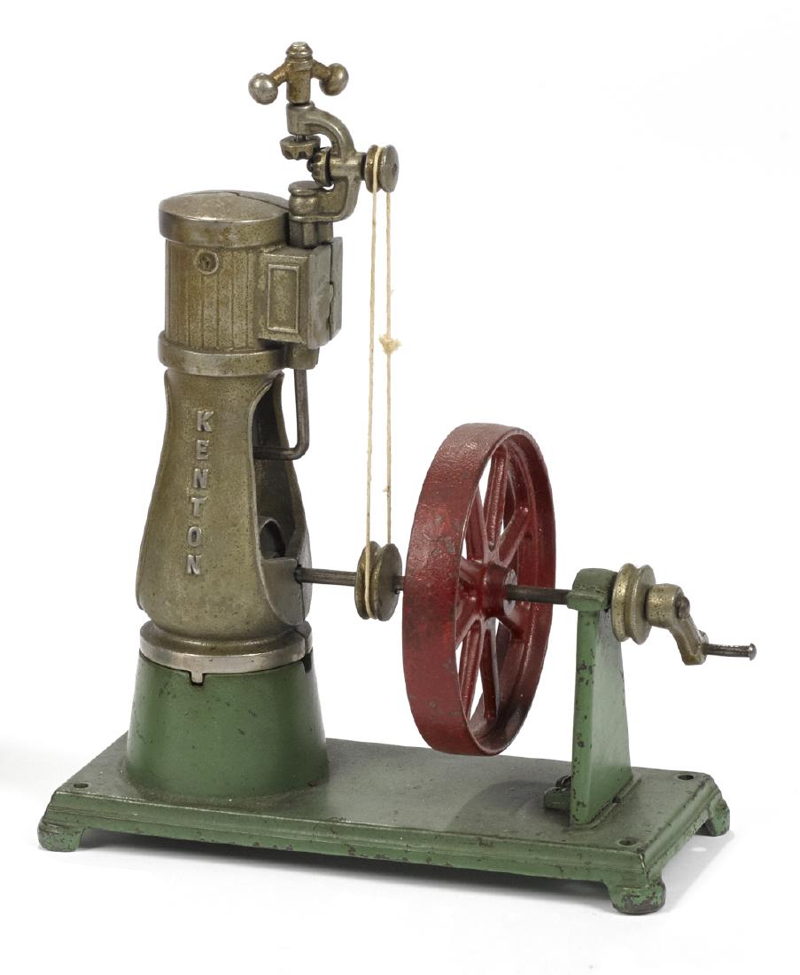 Kenton cast iron vertical engine, mounted to a platform (1 of 2)