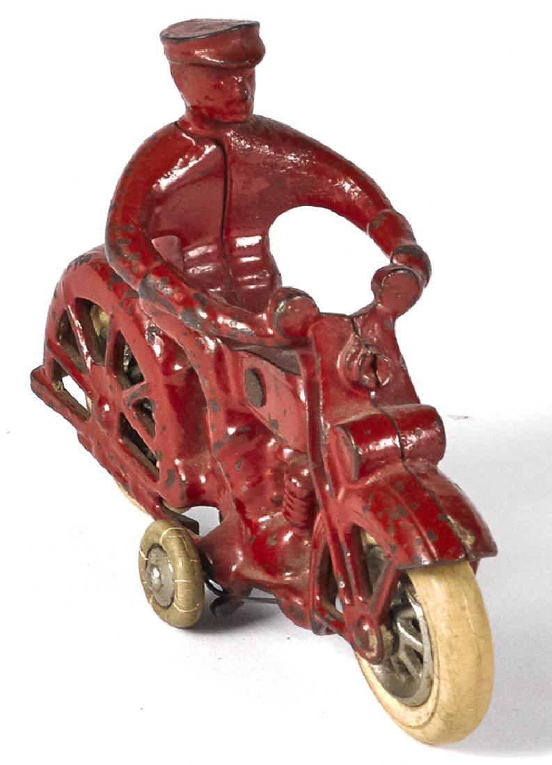 Kilgore cast iron motorcycle (1 of 2)