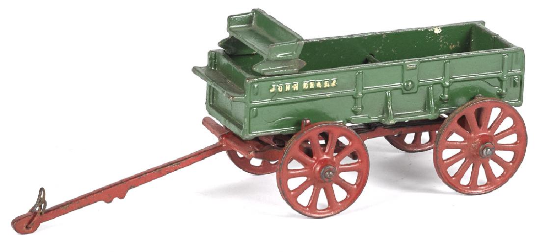 Vindex cast iron John Deere farm wagon (1 of 2)