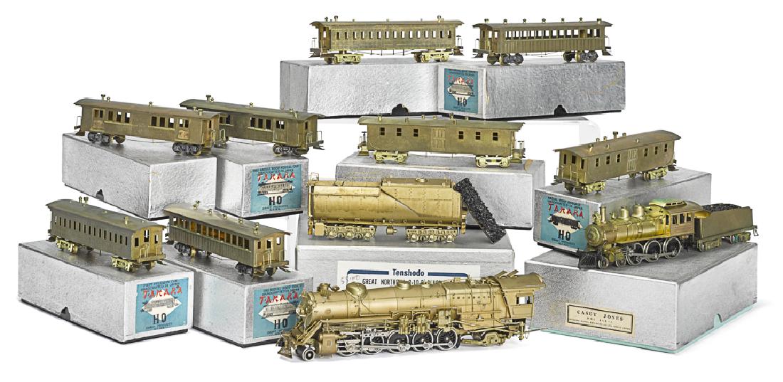 Ten-piece Tenshodo brass train locomotive & cars (1 of 1)