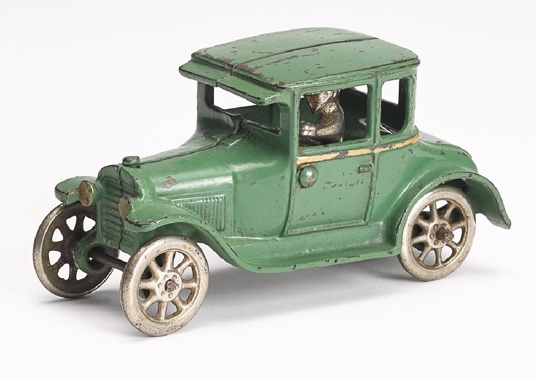 Arcade cast iron Model T coupe (1 of 2)