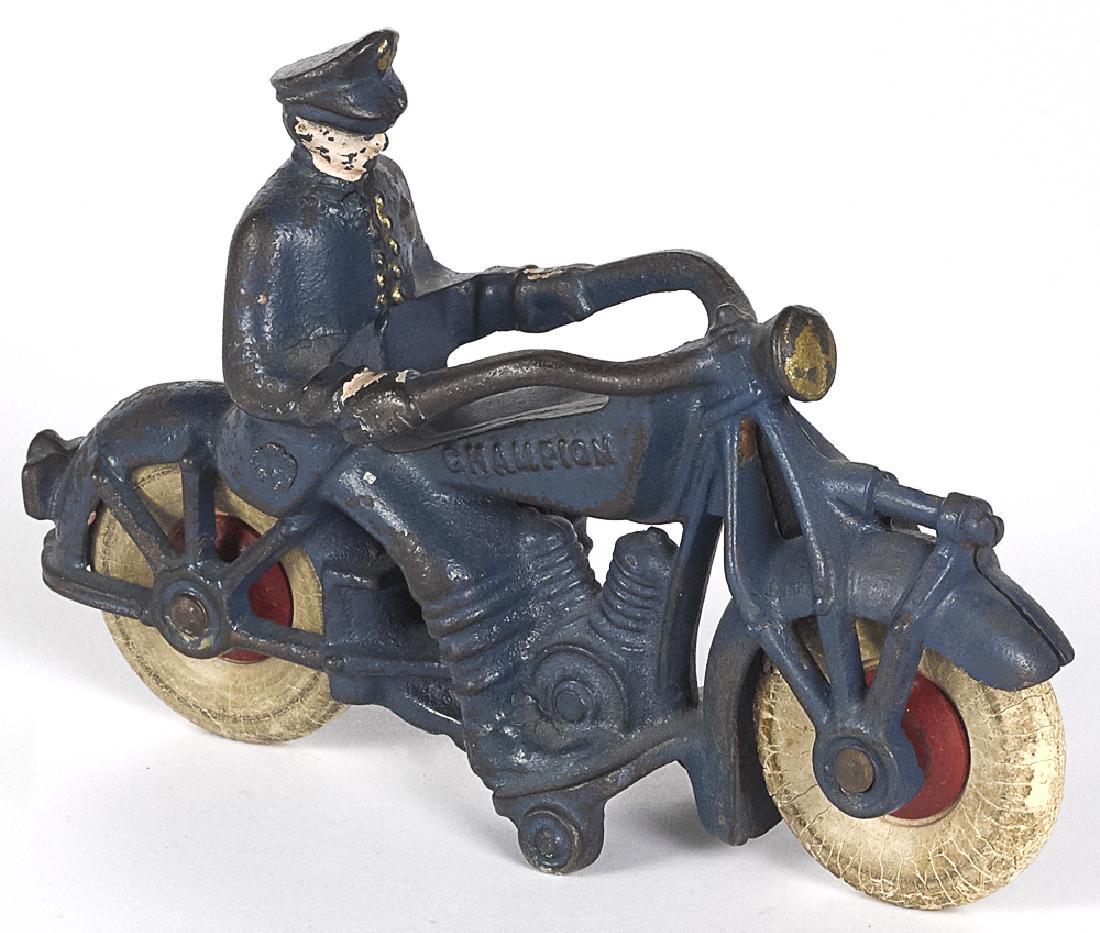 Champion cast iron motorcycle (1 of 2)