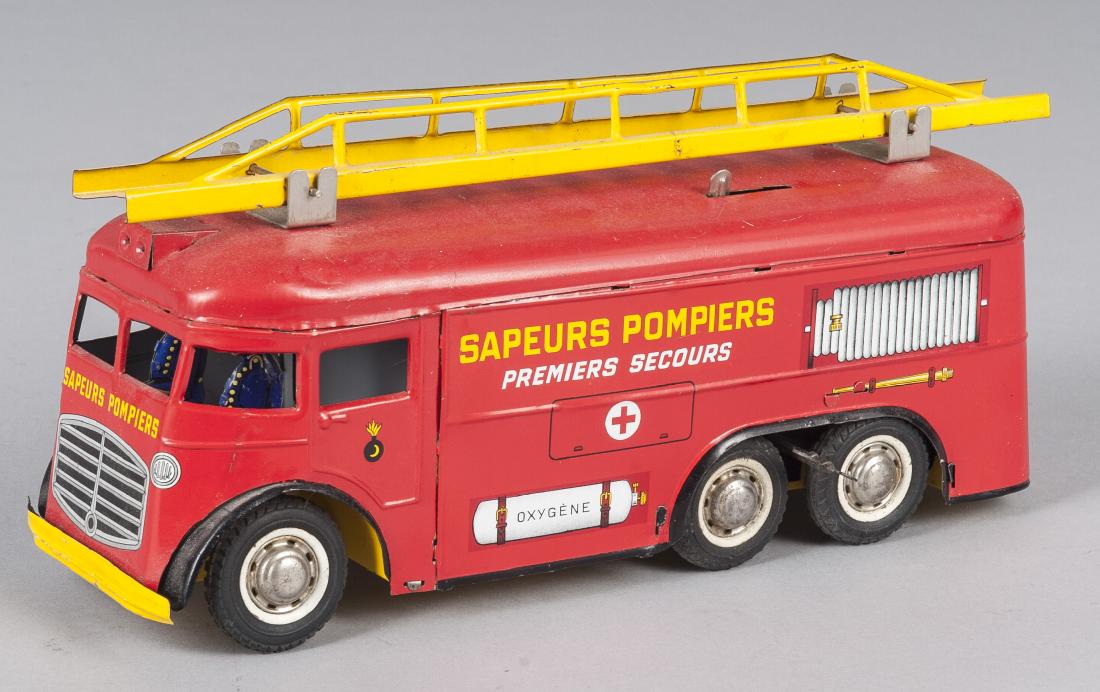 French Joustra tin litho wind-up fire ladder truck (1 of 2)