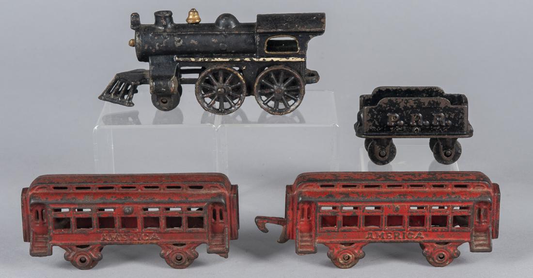 Hubley four-piece cast iron train set (1 of 2)