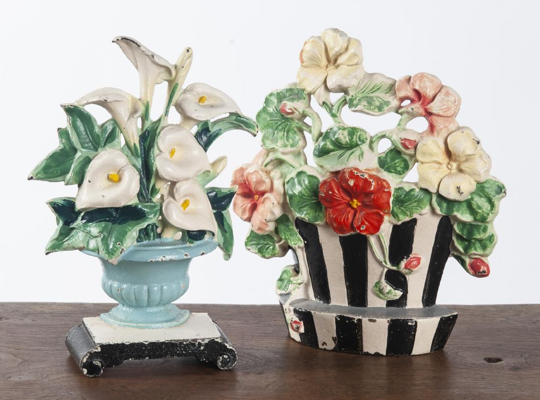 Two Hubley cast iron flower basket doorstops (1 of 4)