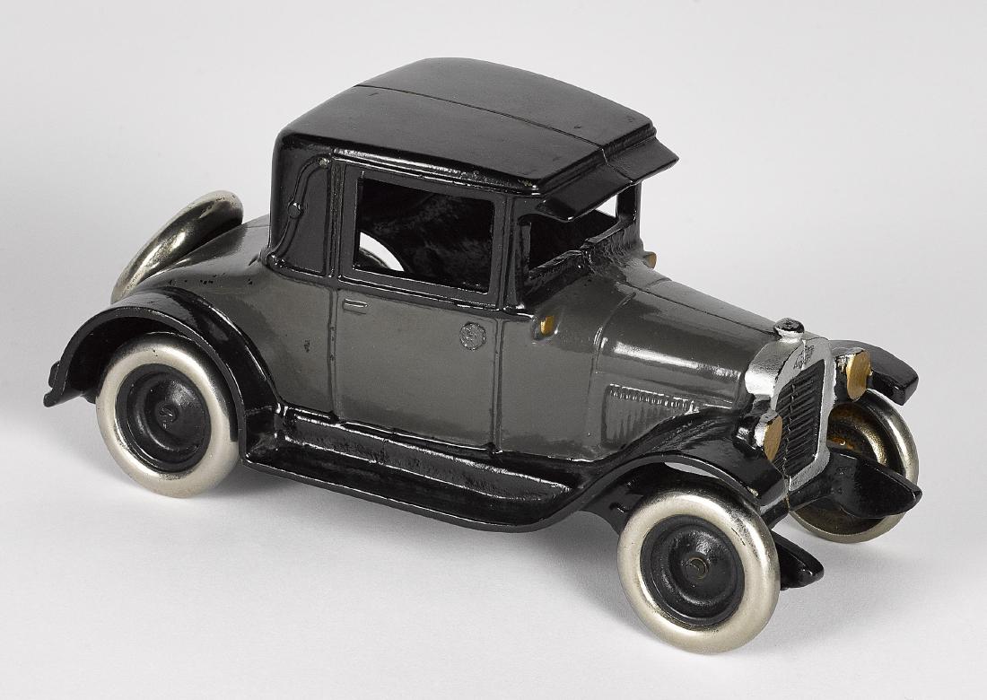 Arcade cast iron Chevy coupe (1 of 2)