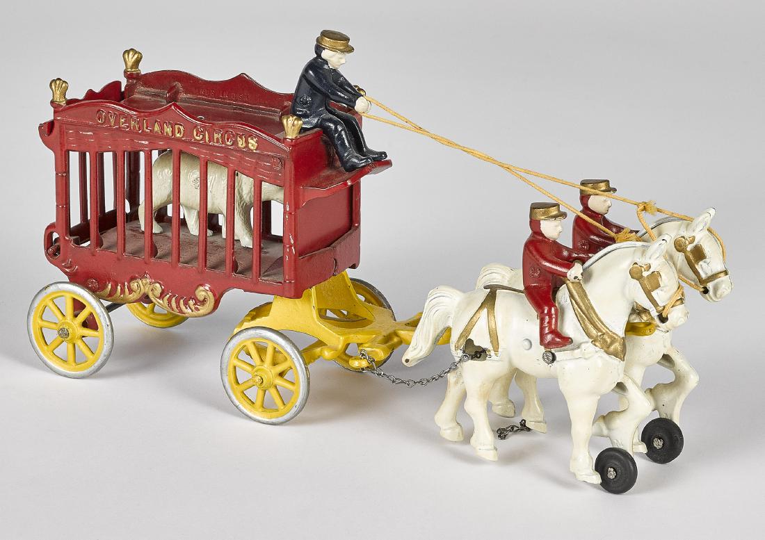 Kenton cast iron Overland Circus wagon (1 of 2)